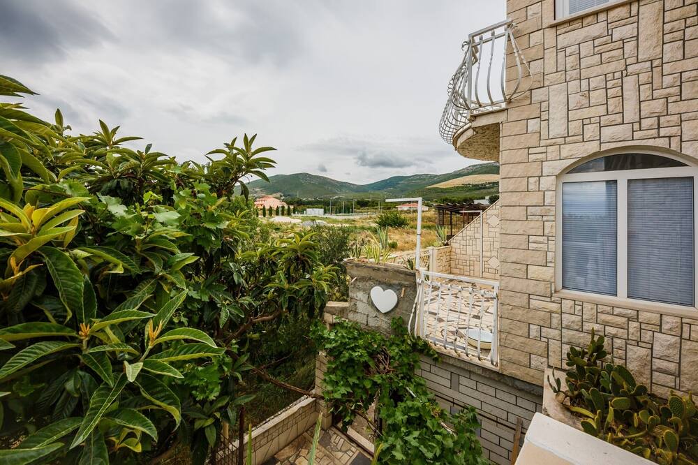 Photo of Outdoor in Rudine