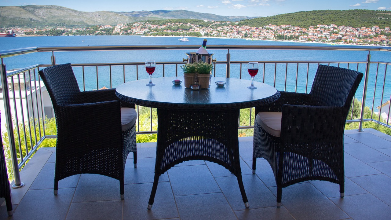 Photo of Patio Balcony in Okrug Gornji