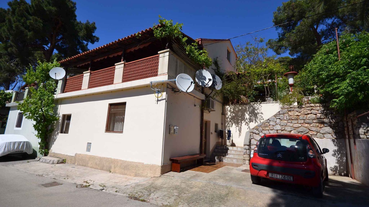 Photo of Outdoor in Cove Murtar