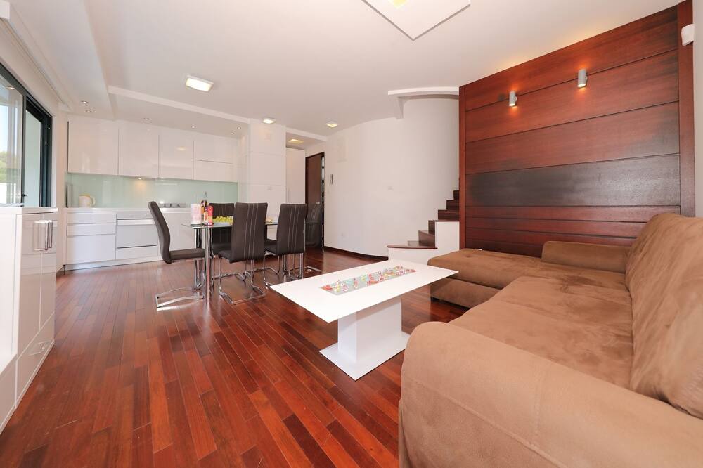 Photo of Livingroom in Seline