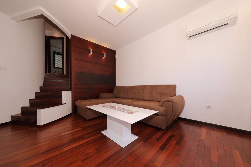 Photo of Livingroom in Seline
