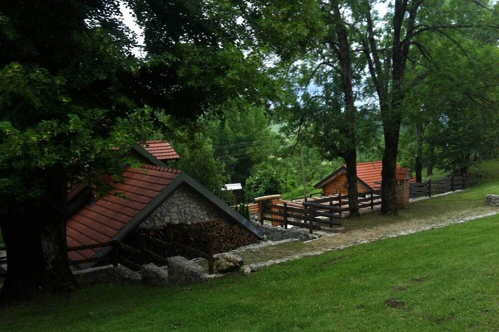 Photo of Outdoor in Gracac
