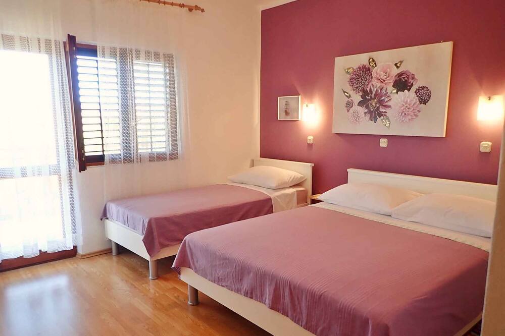Photo of Bedroom in Rovanjska