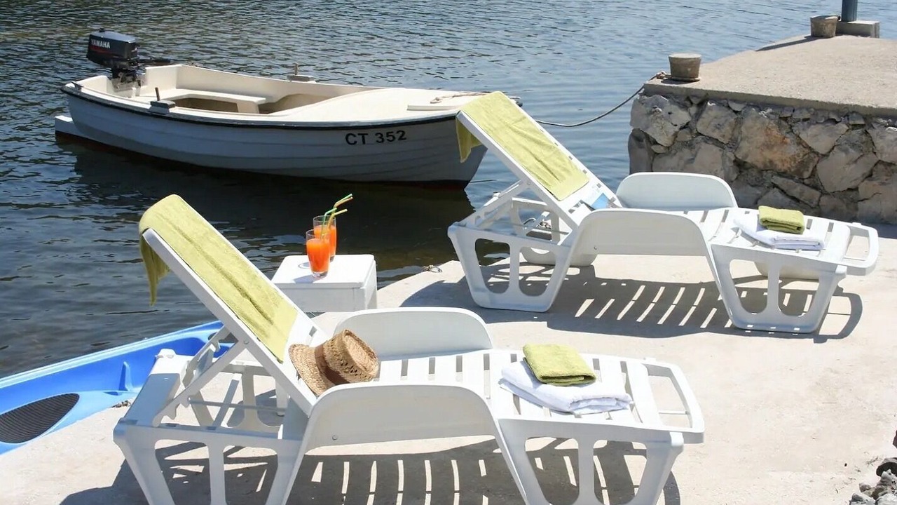 Photo of Outdoor in Broce