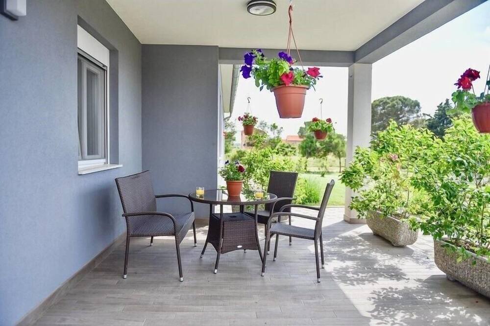 Photo of Patio Balcony in Skatari
