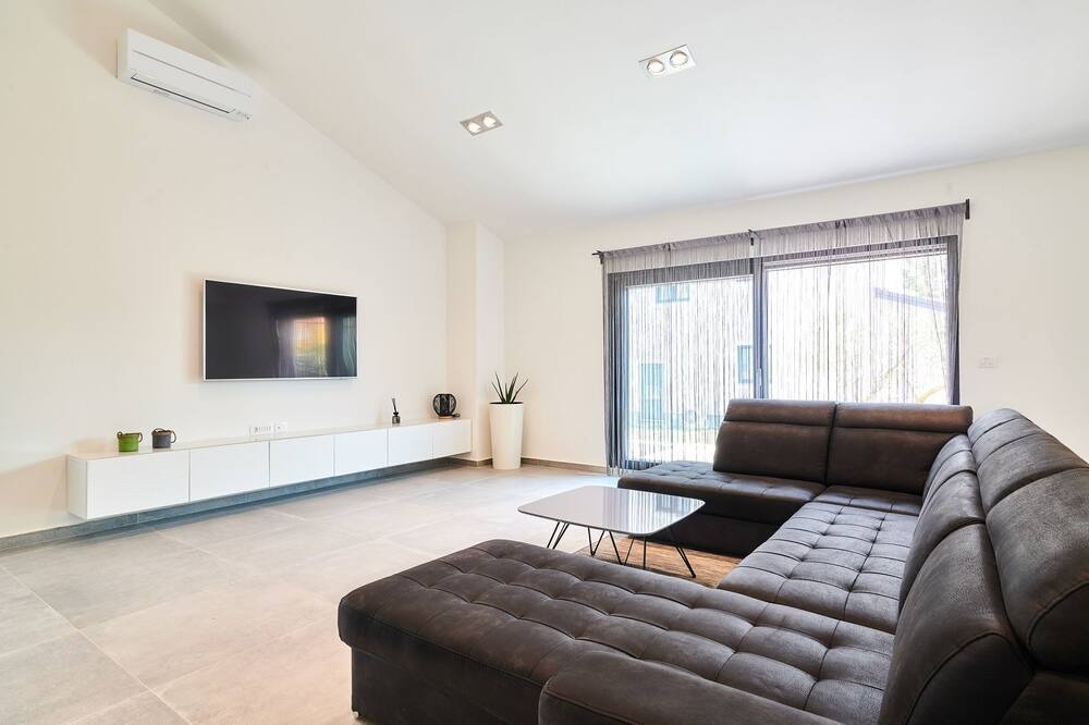 Photo of Livingroom in Buje