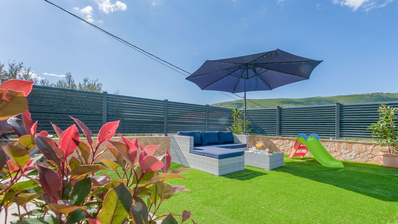 Photo of Outdoor in Tugare