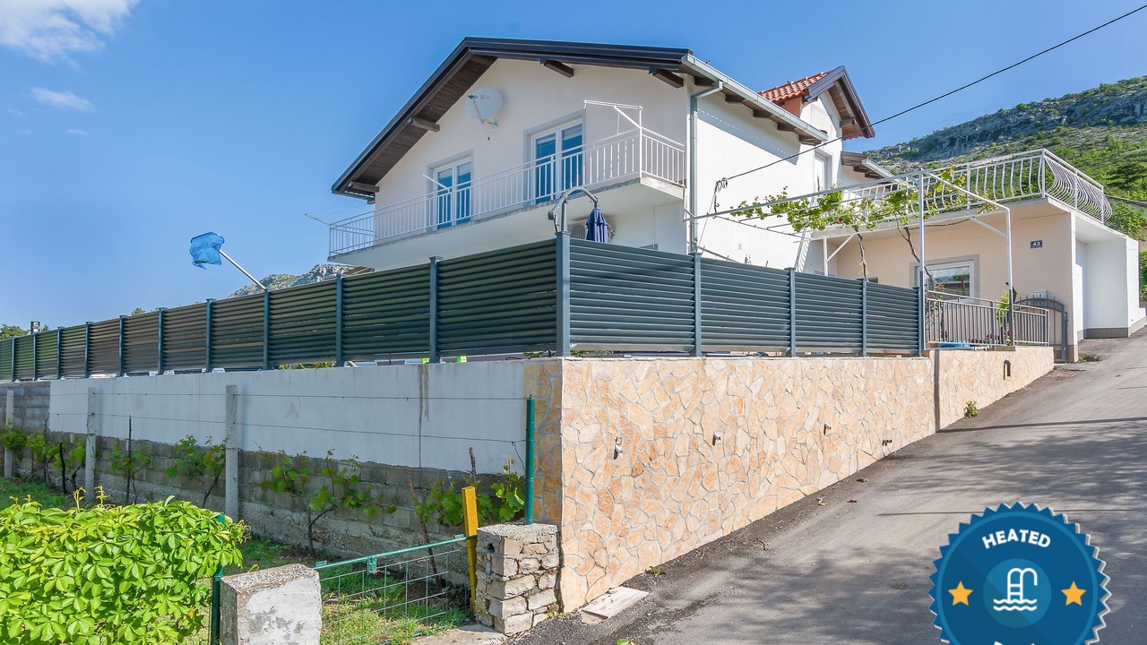 Photo of Outdoor in Tugare