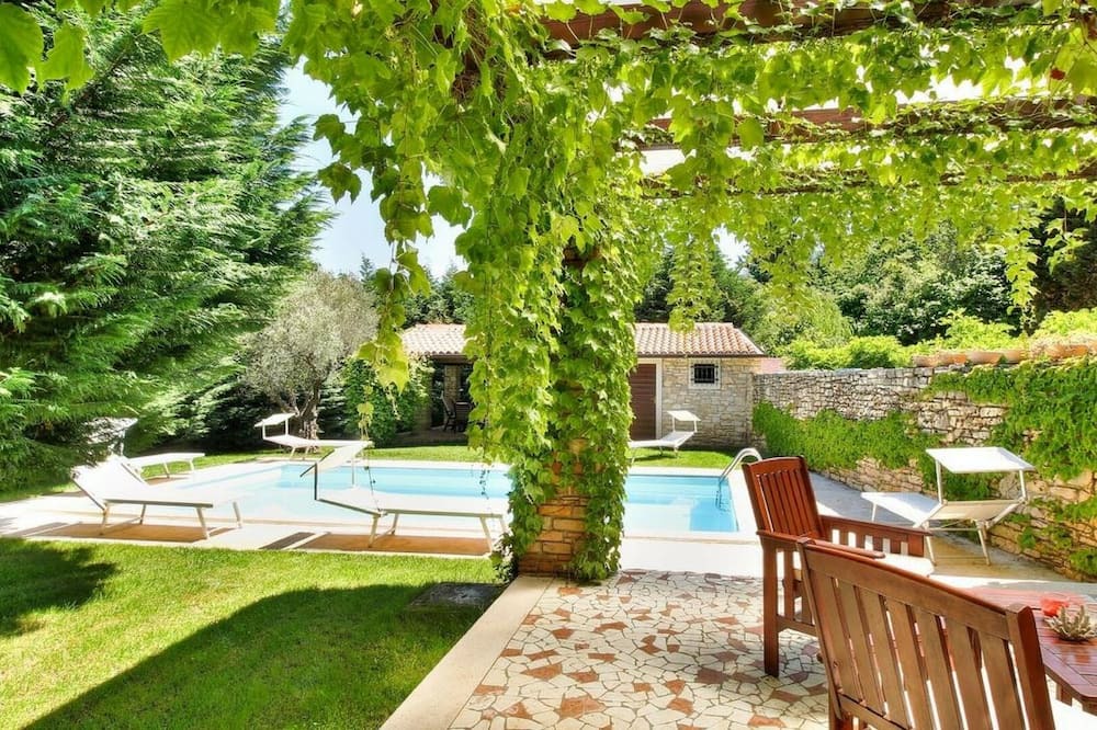 Photo of Outdoor in Materada