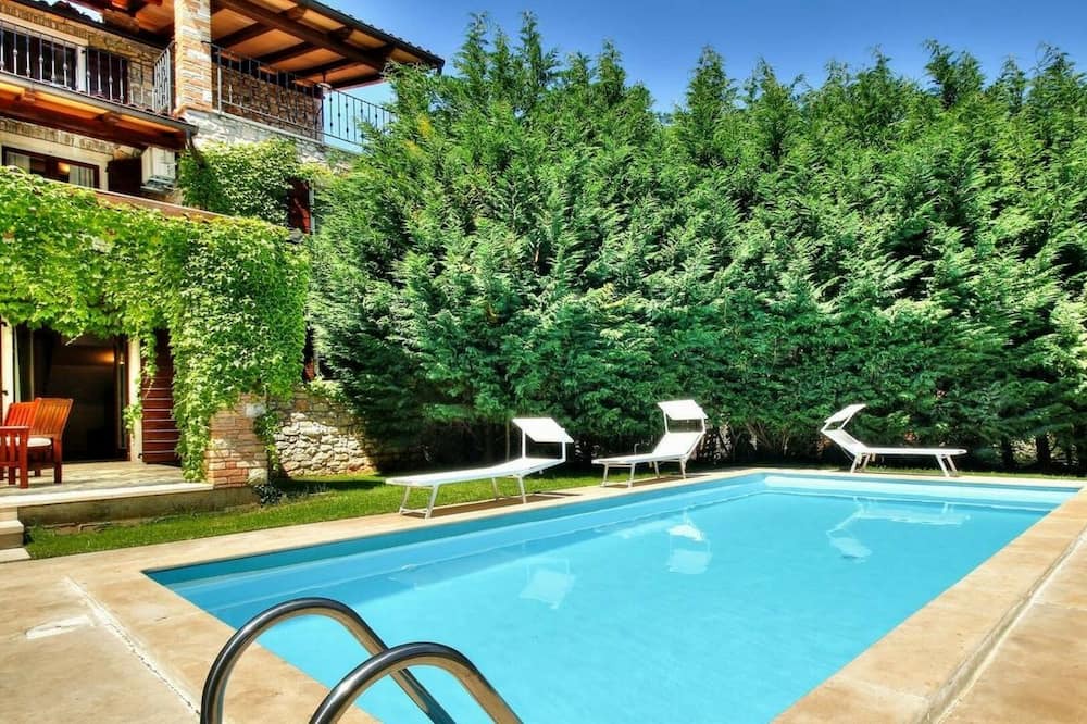 Photo of Outdoor in Materada