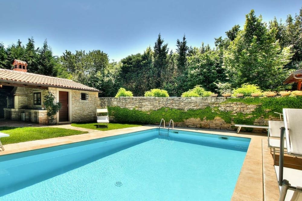 Photo of Outdoor in Materada