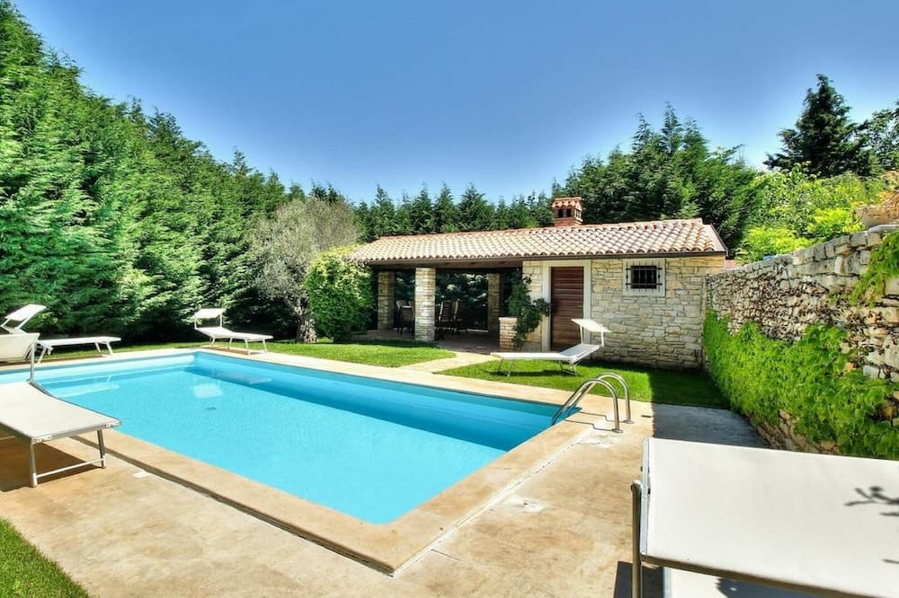 Photo of Outdoor in Materada