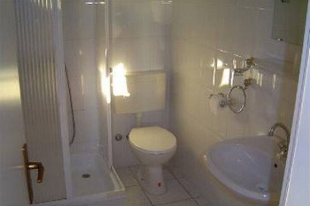 Photo of Bathroom in Rtina