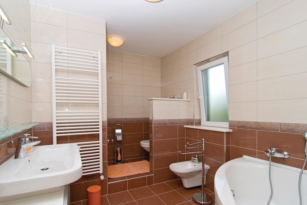 Photo of Bathroom in Seget