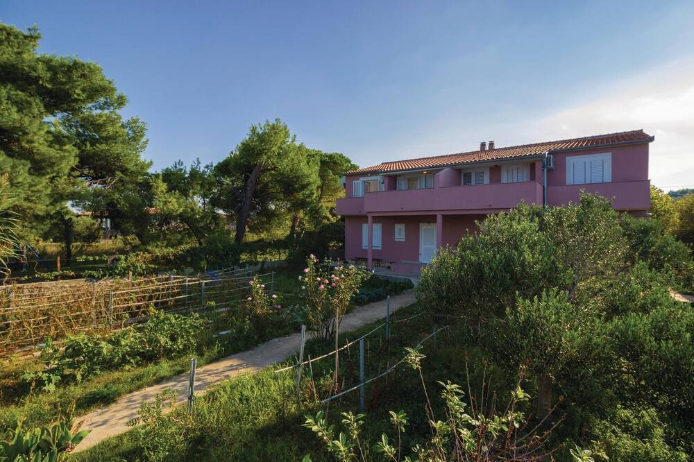 Photo of Outdoor in Nevidane