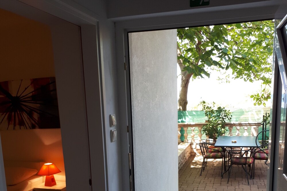 Photo of Patio Balcony in Vratarusa