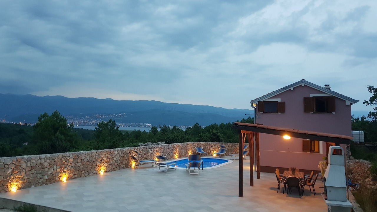 Photo of Outdoor in Silo
