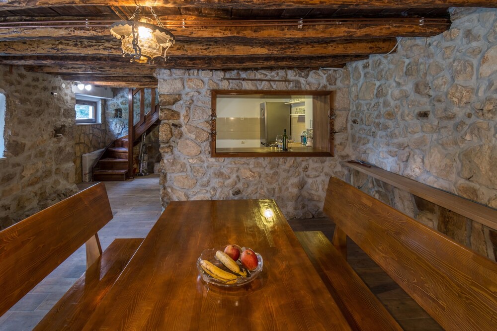 Photo of Kitchen in Trn
