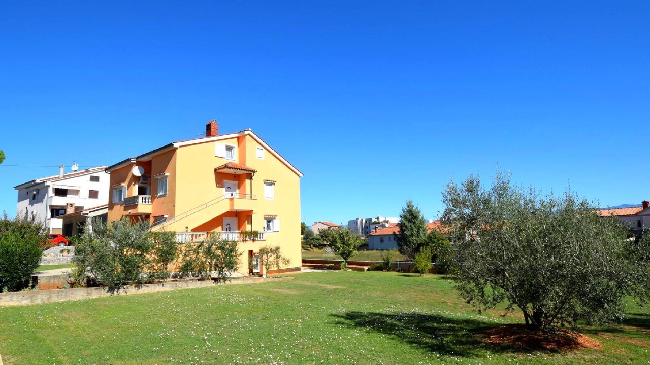 Photo of Outdoor in Porat