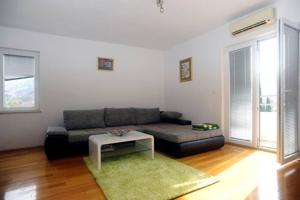 Photo of Livingroom in Zrnovnica
