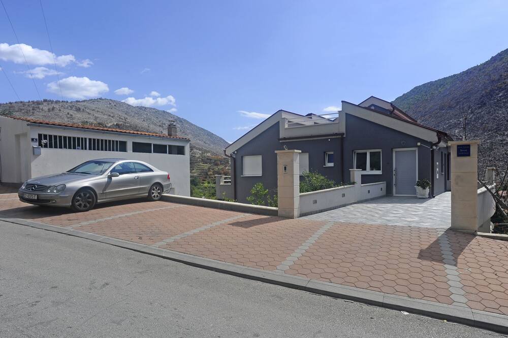 Photo of Outdoor in Zrnovnica