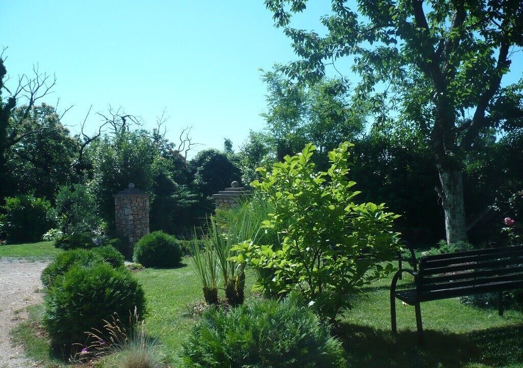 Photo of Outdoor in Opric
