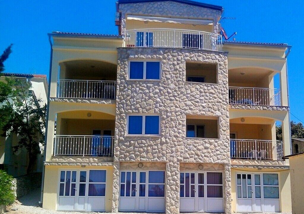 Photo of Outdoor in Mandre