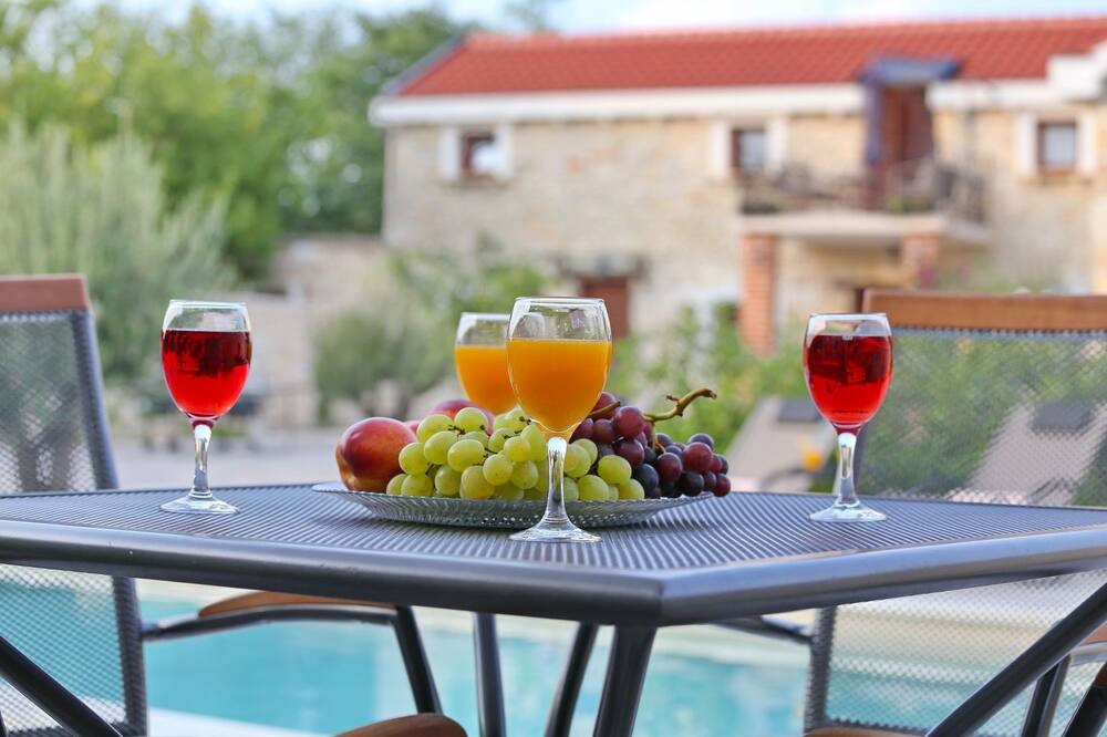 Photo of Patio Balcony in Skabrnja
