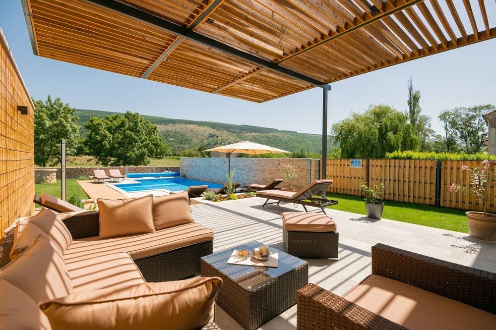 Photo of Patio Balcony in Donji Prolozac