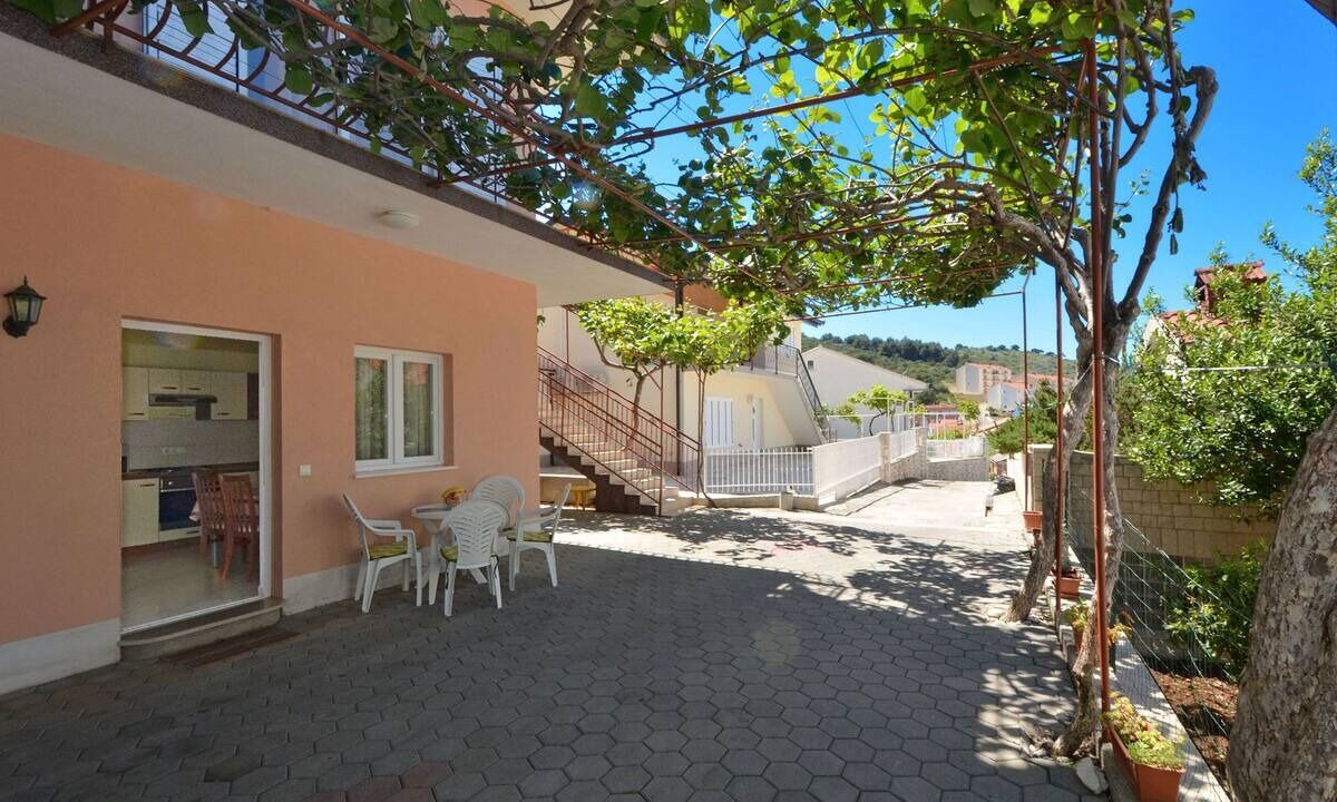 Photo of Patio Balcony in Mastrinka