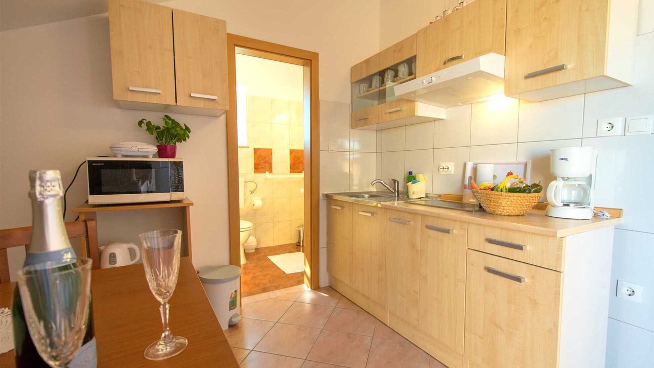 Photo of Kitchen in Porat