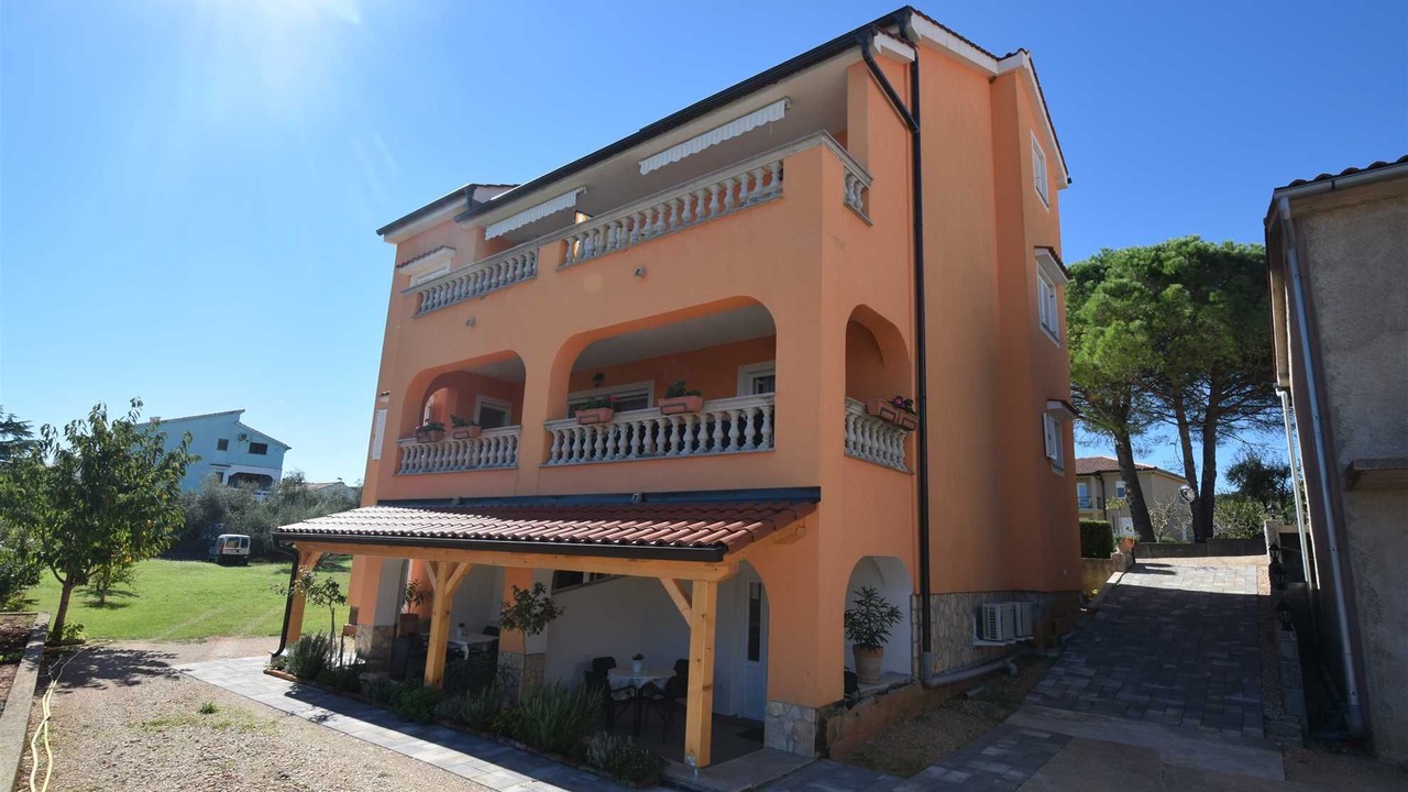 Photo of Outdoor in Porat