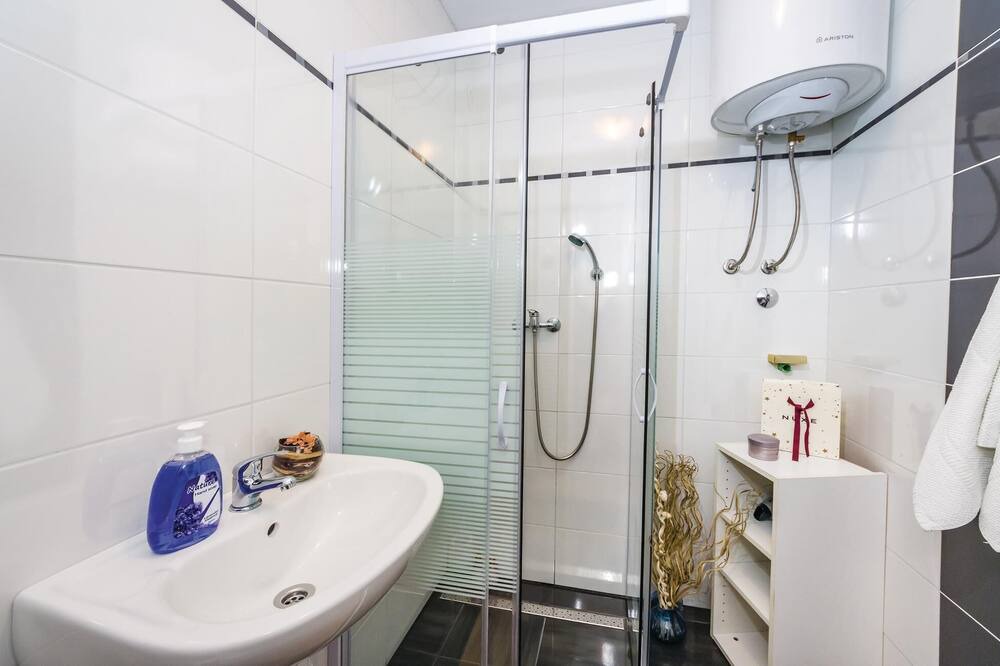 Photo of Bathroom in Velim