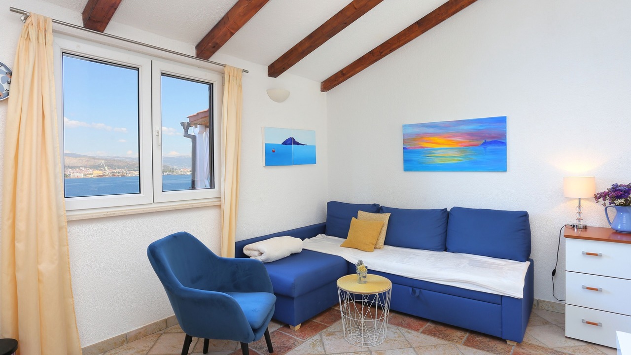 Photo of Livingroom in Okrug Donji