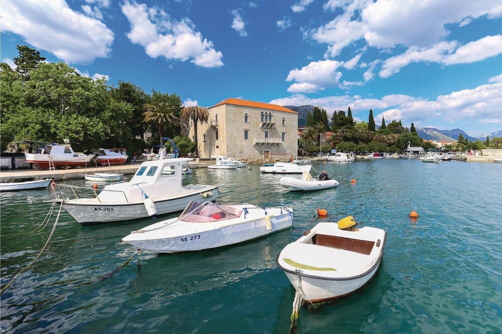 Photo of Others in Kastel Luksic
