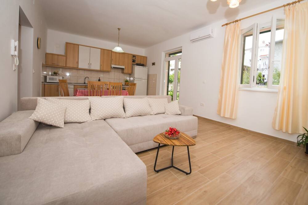 Photo of Livingroom in Kastel Luksic