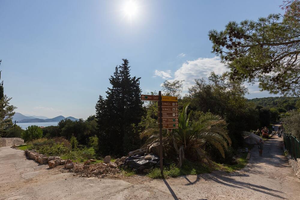 Photo of Others in Kolocep Island