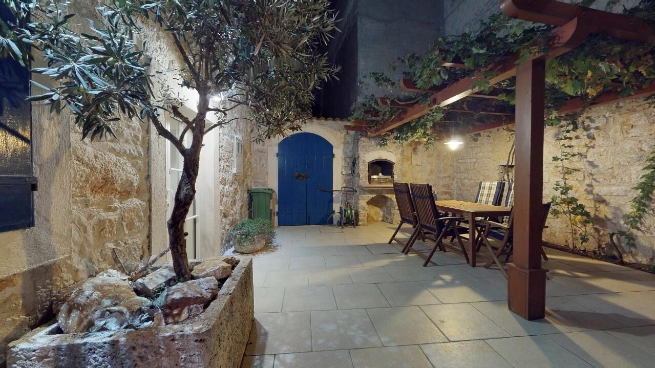Photo of Outdoor in Betina