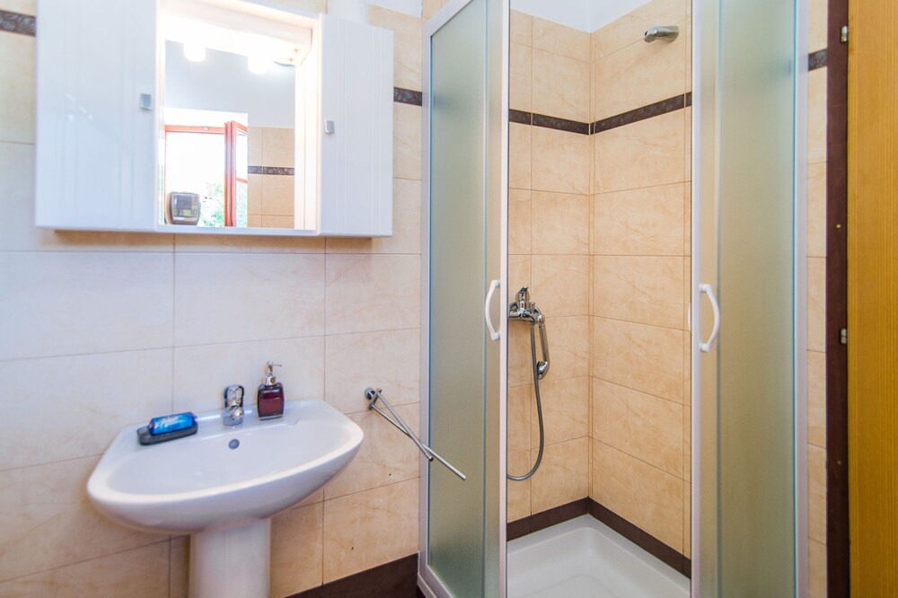 Photo of Bathroom in Drivenik