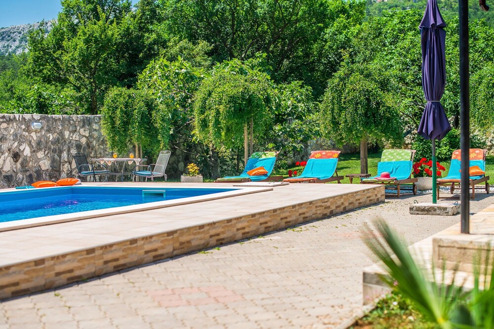 Photo of Outdoor in Drivenik