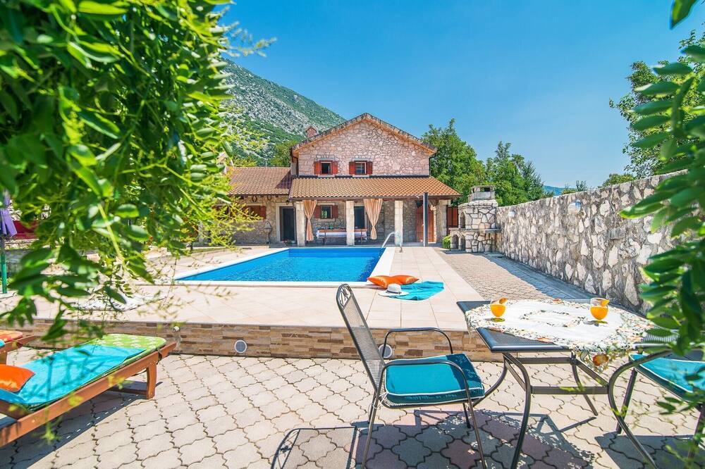 Photo of Outdoor in Drivenik