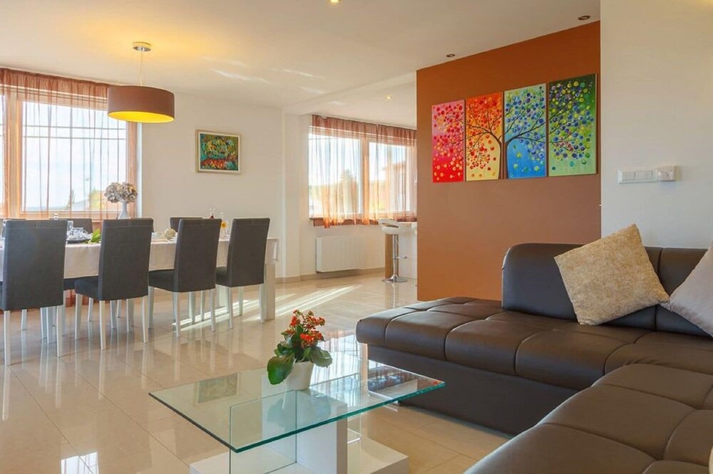 Photo of Livingroom in Kornic