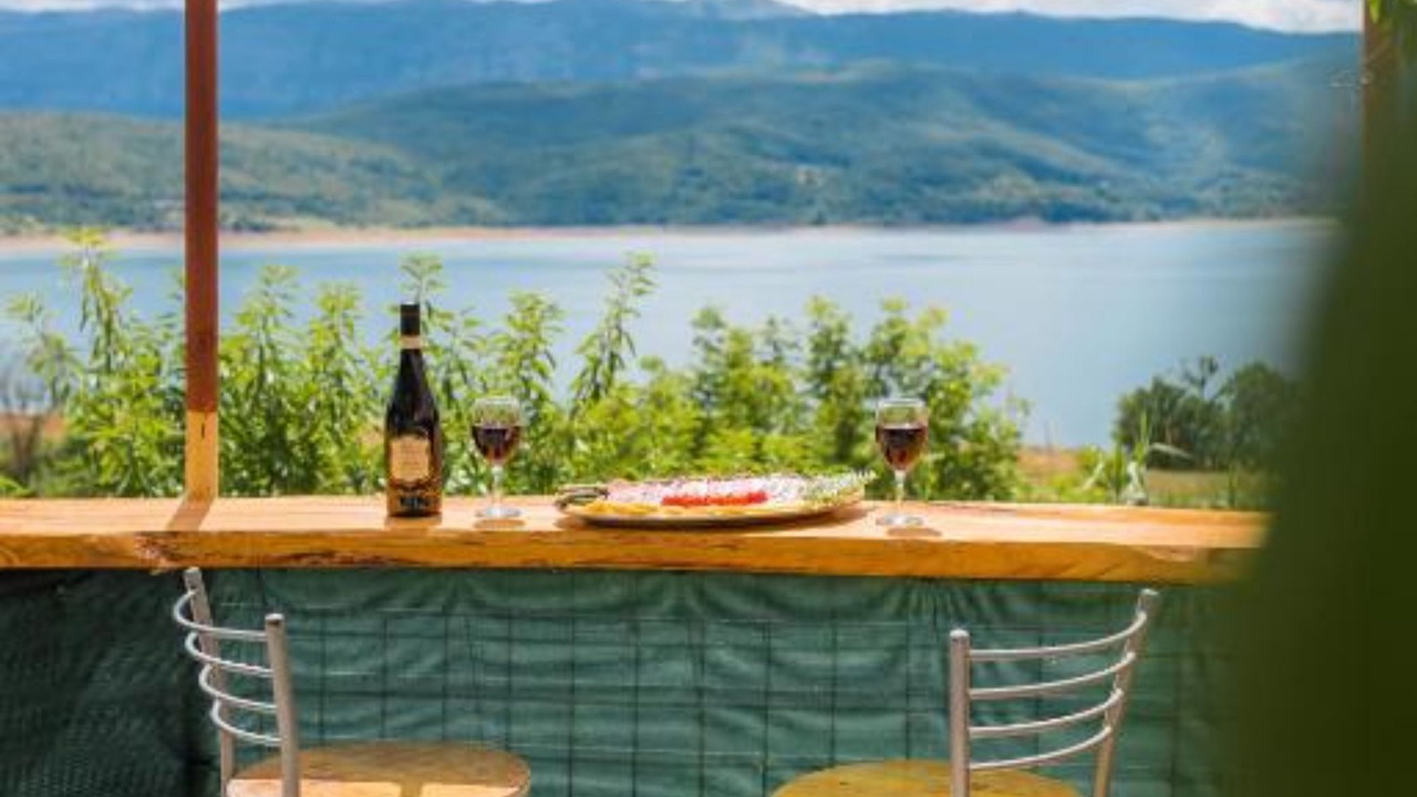 Photo of Patio Balcony in Garjak