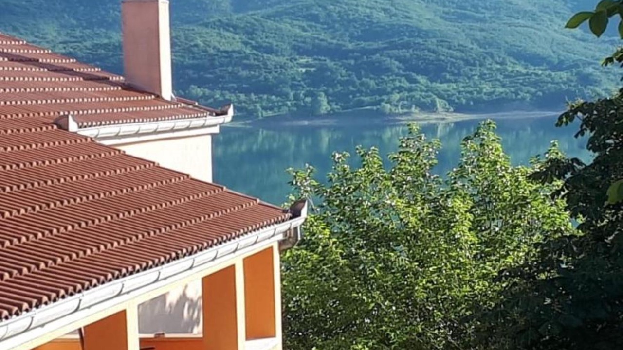 Photo of Outdoor in Garjak