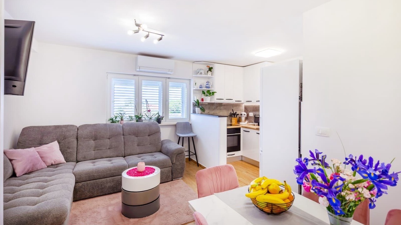 Photo of Livingroom in Gornji Kono