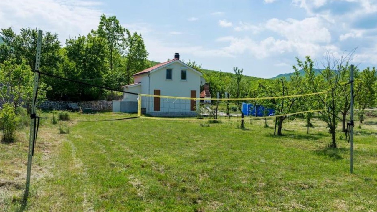 Photo of Outdoor in Velic