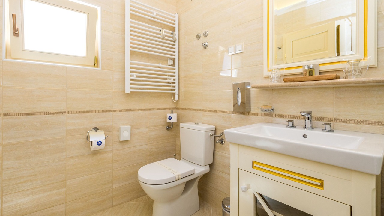 Photo of Bathroom in Banjol