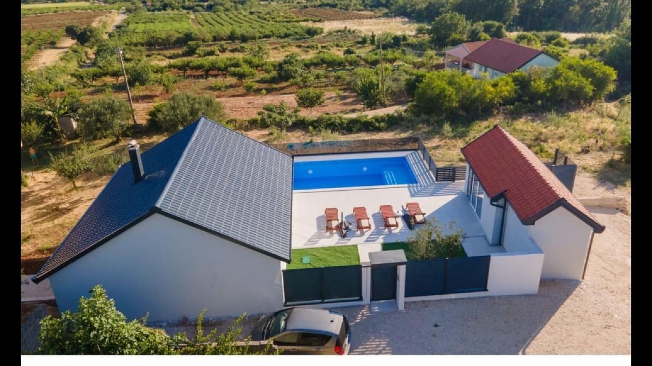 Photo of Outdoor in Zavala