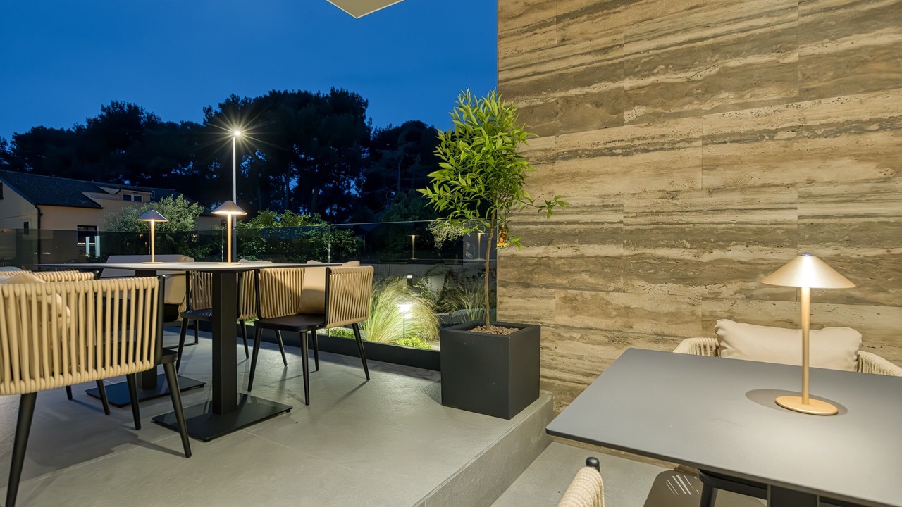 Photo of Patio Balcony in Borik
