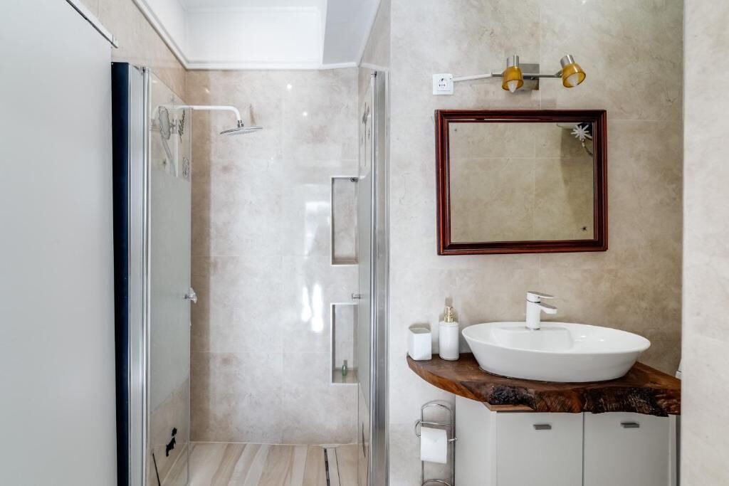 Photo of Bathroom in Bakar